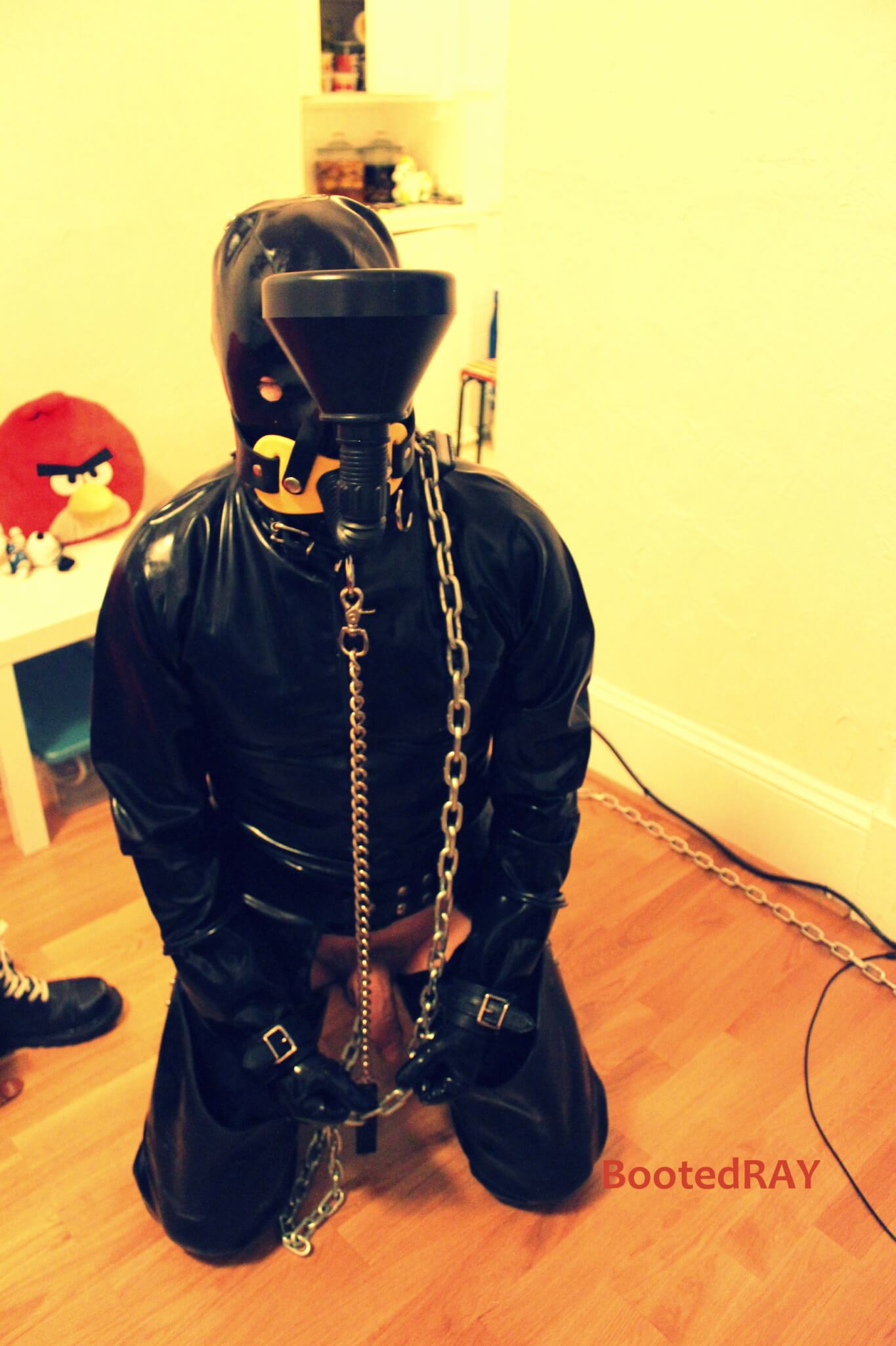 Rubber Bondage Slave 44